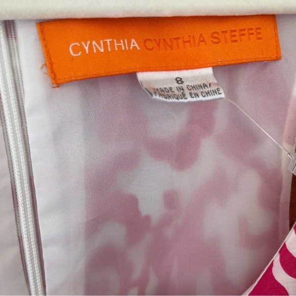 Cynthia Steffe Abstract Pink and White Printed Sleeveless Mini Dress Size 8 - Picture 2 of 16